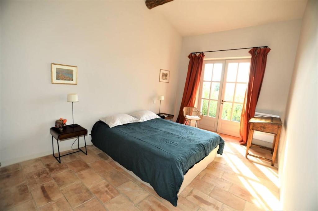 In Gordes, Facing The Entire Luberon Park A Beautiful 5 Bedrooms House ภายนอก รูปภาพ